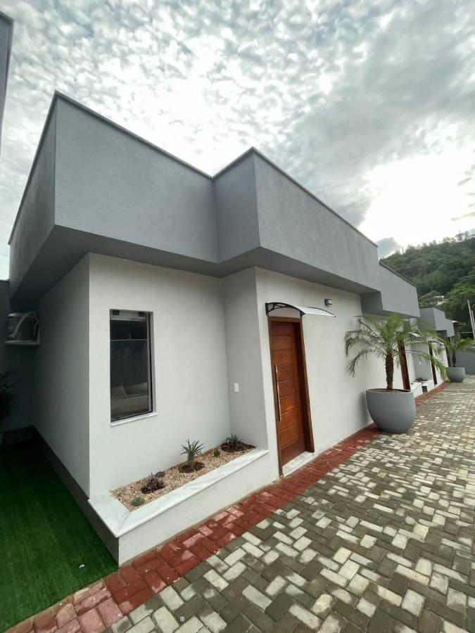 Pousada Familia Bueno Monte Alegre do Sul Esterno foto